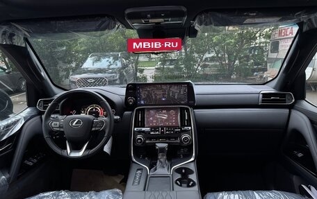 Lexus LX, 2024 год, 17 500 000 рублей, 7 фотография