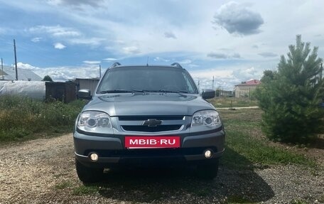 Chevrolet Niva I рестайлинг, 2012 год, 650 000 рублей, 4 фотография