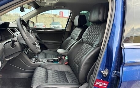 Volkswagen Tiguan II, 2018 год, 2 350 000 рублей, 5 фотография