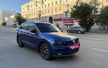 Volkswagen Tiguan II, 2018 год, 2 350 000 рублей, 6 фотография