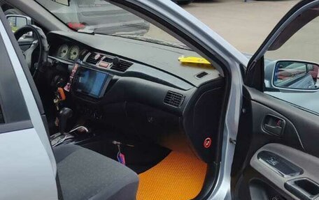 Mitsubishi Lancer IX, 2005 год, 400 000 рублей, 4 фотография