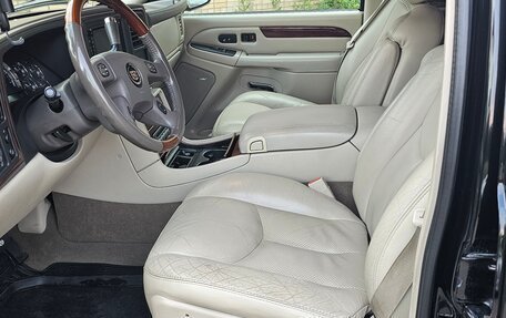 Cadillac Escalade II, 2005 год, 2 490 000 рублей, 9 фотография