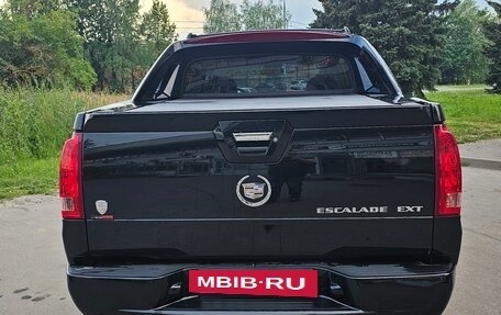 Cadillac Escalade II, 2005 год, 2 490 000 рублей, 5 фотография
