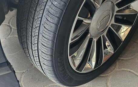 Cadillac Escalade II, 2005 год, 2 490 000 рублей, 15 фотография
