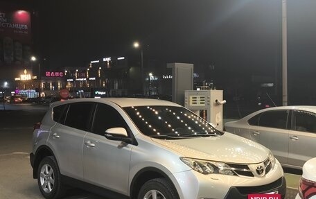 Toyota RAV4, 2014 год, 1 699 999 рублей, 3 фотография