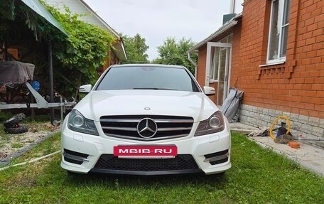 Mercedes-Benz C-Класс, 2013 год, 1 990 000 рублей, 3 фотография