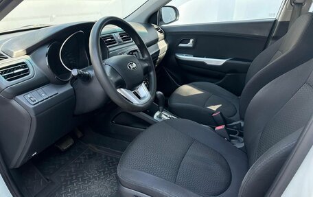 KIA Rio III рестайлинг, 2013 год, 870 000 рублей, 9 фотография