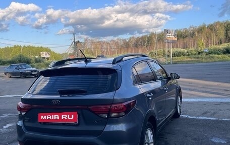 KIA Rio IV, 2018 год, 1 400 000 рублей, 3 фотография