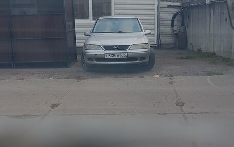 Opel Vectra B рестайлинг, 1999 год, 170 000 рублей, 2 фотография