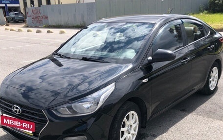 Hyundai Solaris II рестайлинг, 2017 год, 950 000 рублей, 4 фотография