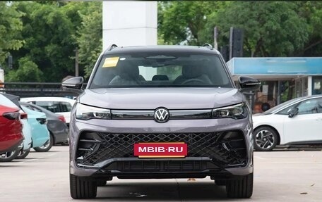 Volkswagen Tiguan, 2025 год, 3 889 000 рублей, 2 фотография