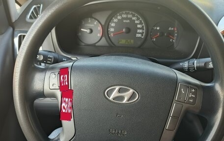 Hyundai Grand Starex Grand Starex I рестайлинг 2, 2008 год, 1 300 000 рублей, 4 фотография