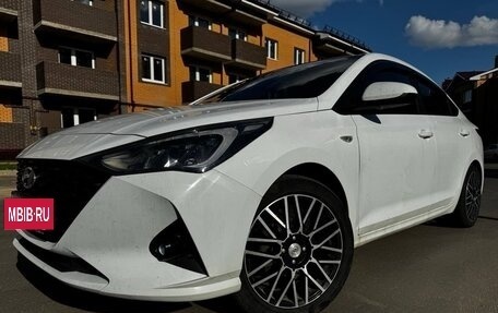Hyundai Solaris II рестайлинг, 2020 год, 1 750 000 рублей, 7 фотография
