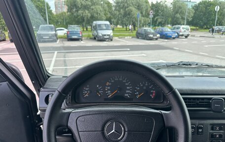 Mercedes-Benz G-Класс W463 рестайлинг _ii, 1998 год, 1 750 000 рублей, 5 фотография