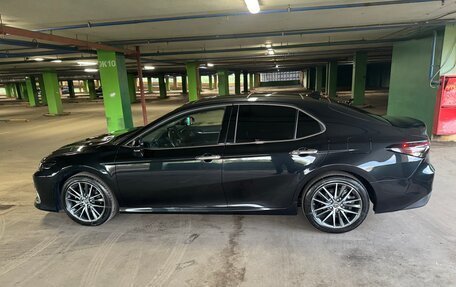 Toyota Camry, 2023 год, 3 490 000 рублей, 5 фотография