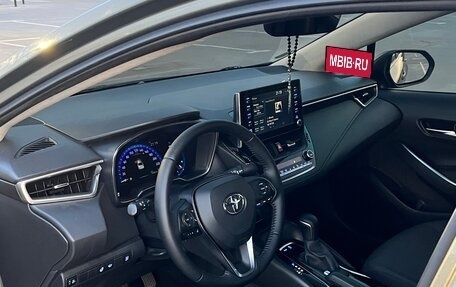 Toyota Corolla, 2019 год, 2 100 000 рублей, 10 фотография
