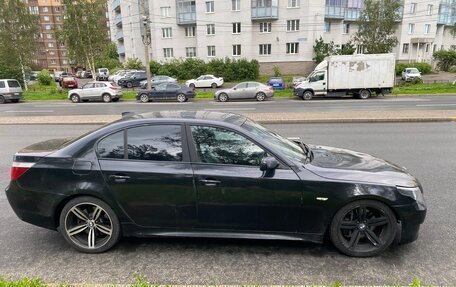 BMW 5 серия, 2005 год, 870 000 рублей, 4 фотография