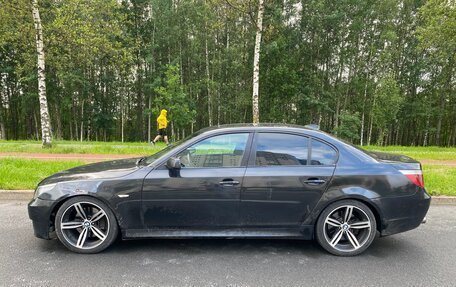 BMW 5 серия, 2005 год, 870 000 рублей, 8 фотография