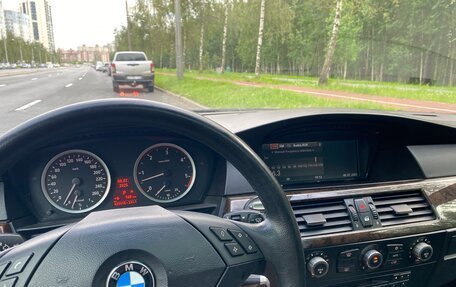 BMW 5 серия, 2005 год, 870 000 рублей, 15 фотография