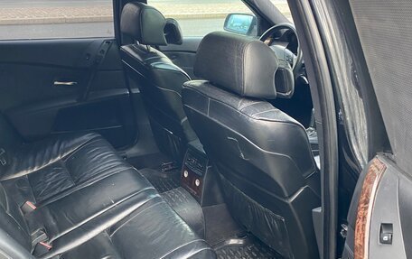 BMW 5 серия, 2005 год, 870 000 рублей, 11 фотография