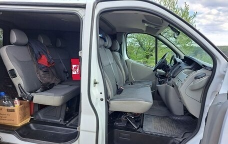 Opel Vivaro A рестайлинг, 2014 год, 1 850 000 рублей, 2 фотография