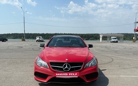 Mercedes-Benz E-Класс, 2015 год, 2 300 000 рублей, 4 фотография