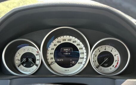 Mercedes-Benz E-Класс, 2015 год, 2 300 000 рублей, 10 фотография