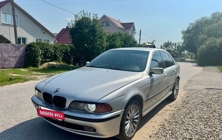 BMW 5 серия, 1999 год, 550 000 рублей, 3 фотография