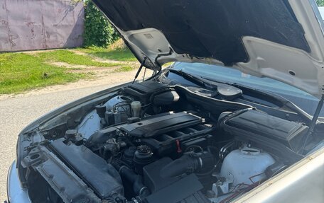 BMW 5 серия, 1999 год, 550 000 рублей, 11 фотография