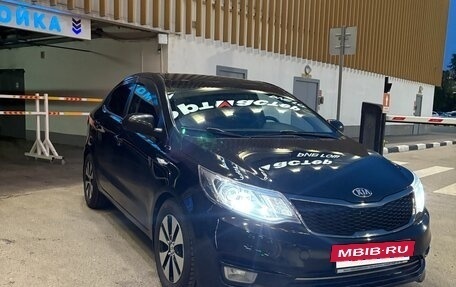KIA Rio III рестайлинг, 2015 год, 1 100 000 рублей, 2 фотография