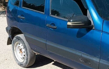 Chevrolet Niva I рестайлинг, 2006 год, 400 000 рублей, 2 фотография