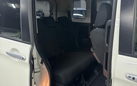 Toyota Roomy I, 2019 год, 1 300 000 рублей, 12 фотография