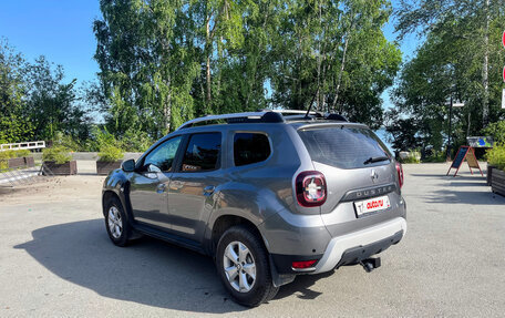 Renault Duster, 2022 год, 2 600 000 рублей, 4 фотография