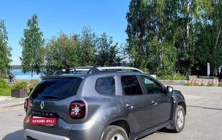Renault Duster, 2022 год, 2 600 000 рублей, 3 фотография