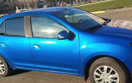 Renault Logan II, 2016 год, 810 000 рублей, 3 фотография