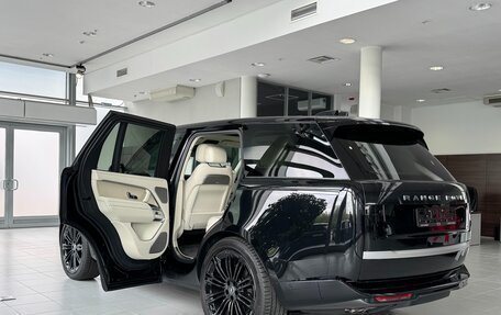 Land Rover Range Rover IV рестайлинг, 2023 год, 26 700 000 рублей, 3 фотография