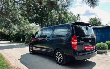 Hyundai Grand Starex Grand Starex I рестайлинг 2, 2019 год, 2 990 000 рублей, 6 фотография