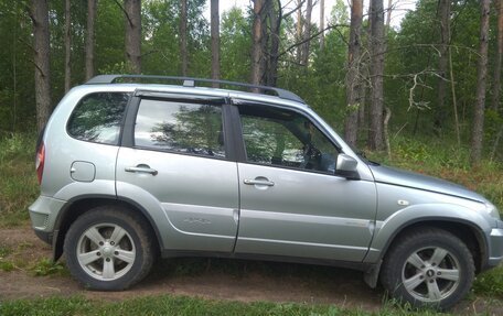 Chevrolet Niva I рестайлинг, 2014 год, 580 000 рублей, 3 фотография