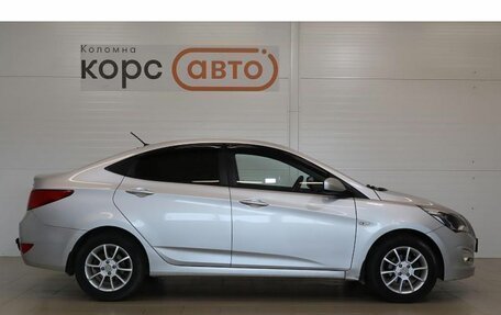 Hyundai Solaris II рестайлинг, 2015 год, 980 000 рублей, 4 фотография
