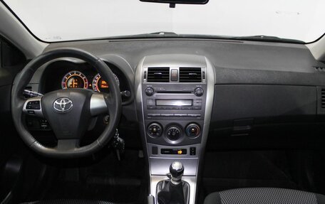 Toyota Corolla, 2012 год, 990 000 рублей, 15 фотография