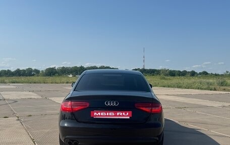 Audi A4, 2015 год, 1 380 000 рублей, 6 фотография