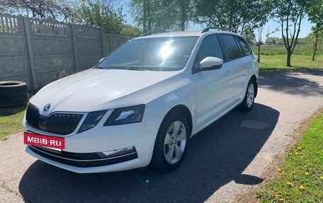 Skoda Octavia, 2018 год, 2 300 000 рублей, 3 фотография