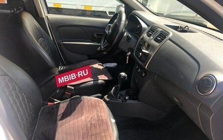 Renault Logan II, 2019 год, 890 000 рублей, 7 фотография