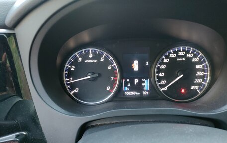 Mitsubishi Outlander III рестайлинг 3, 2020 год, 2 250 000 рублей, 8 фотография