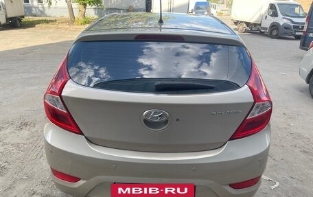 Hyundai Solaris II рестайлинг, 2012 год, 780 000 рублей, 4 фотография