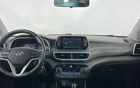 Hyundai Tucson III, 2019 год, 2 330 000 рублей, 11 фотография
