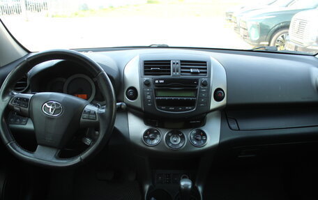 Toyota RAV4, 2011 год, 1 490 000 рублей, 8 фотография