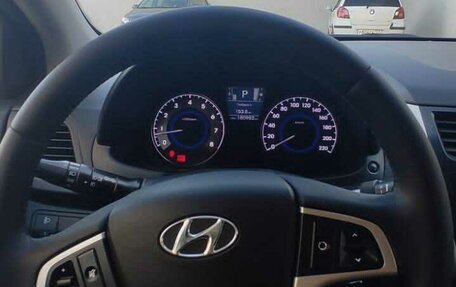 Hyundai Solaris II рестайлинг, 2013 год, 930 000 рублей, 12 фотография