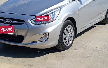 Hyundai Solaris II рестайлинг, 2013 год, 930 000 рублей, 8 фотография