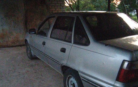 Daewoo Nexia I рестайлинг, 2004 год, 155 000 рублей, 3 фотография